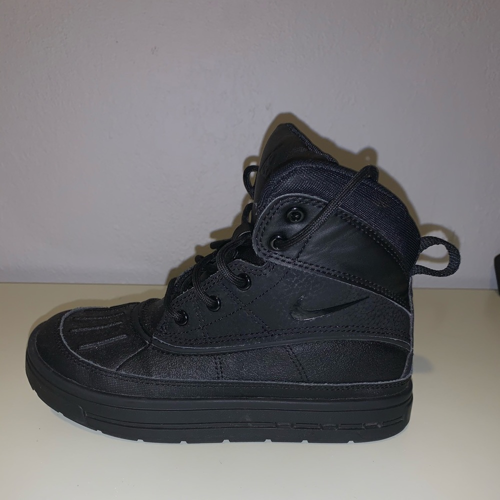 Nike boots